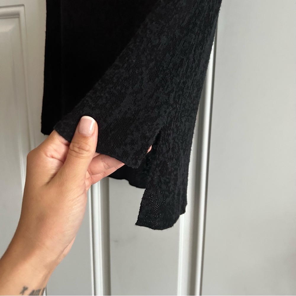 Eileen Fisher Black Textured Short Sleeve Top - Picture 4 of 5